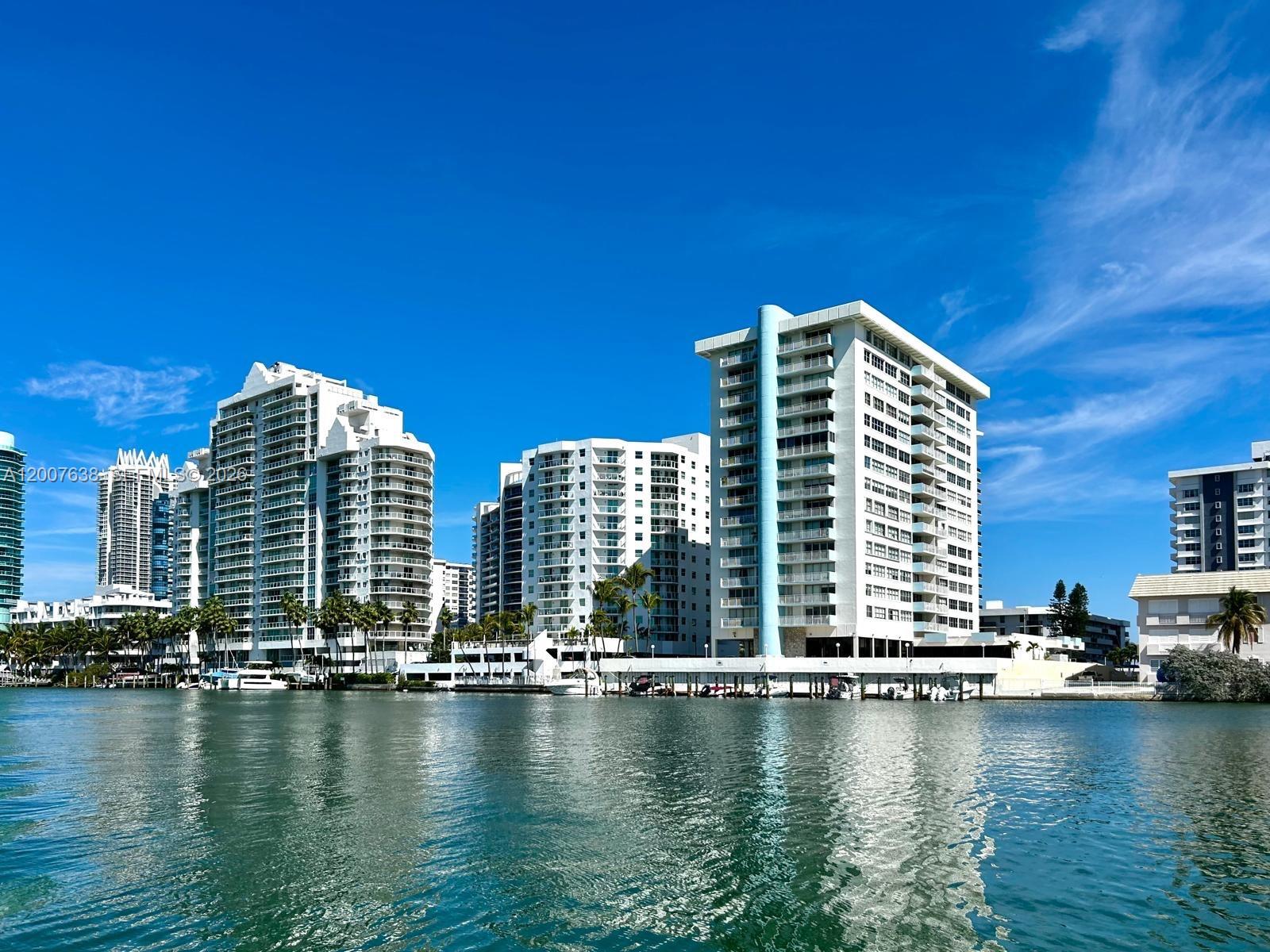 5838 Collins Ave #8E — Waterfront 1BR Condo in Mid-Beach Miami Beach